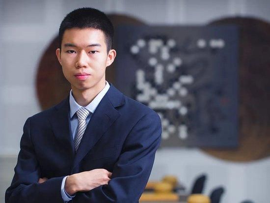 同时，影片采用了杜比视界和杜比全景声技术，将于12月17日在全国杜比影院和杜比全景声影厅和大家见面